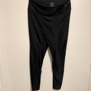 Nike Dri-Fit Mesh Pannel Leggings